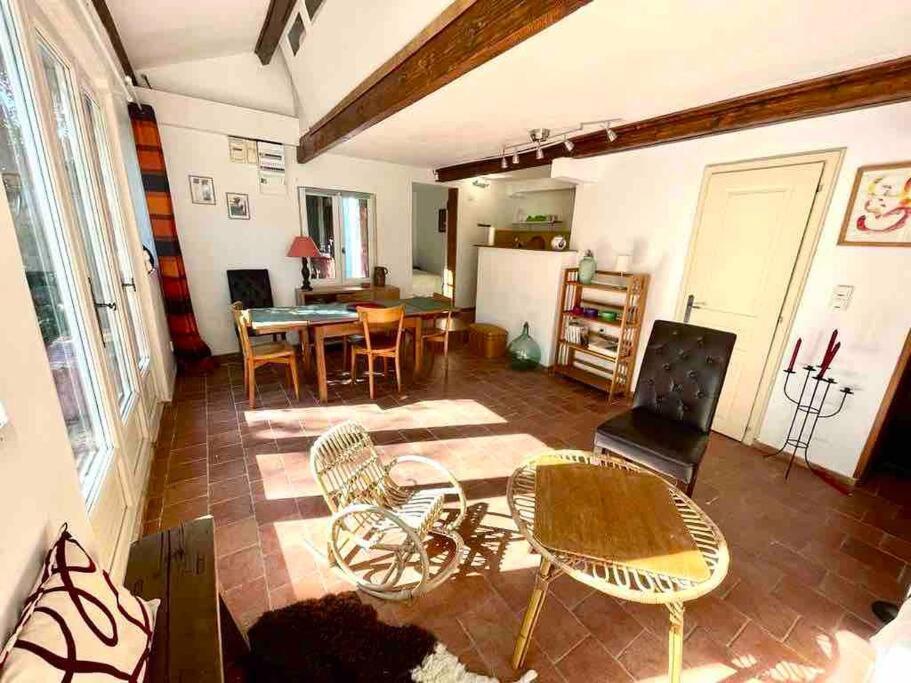 Charmante Maison Dans Jardin, Calme, 55M2- 2Ch, Metro, Tres Proche Paris Vitry-sur-Seine Exterior foto